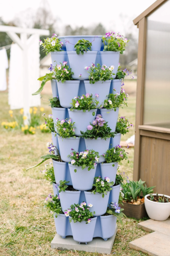 hanging vertical garden planter GreenStalk LEAF Vertical Planter
